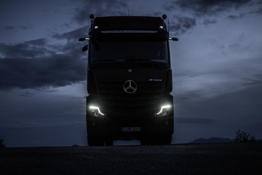  Mercedes-Benz Actros 1863 LS 4x2 (Br.963) 2018 года  (фото 17 из 60)